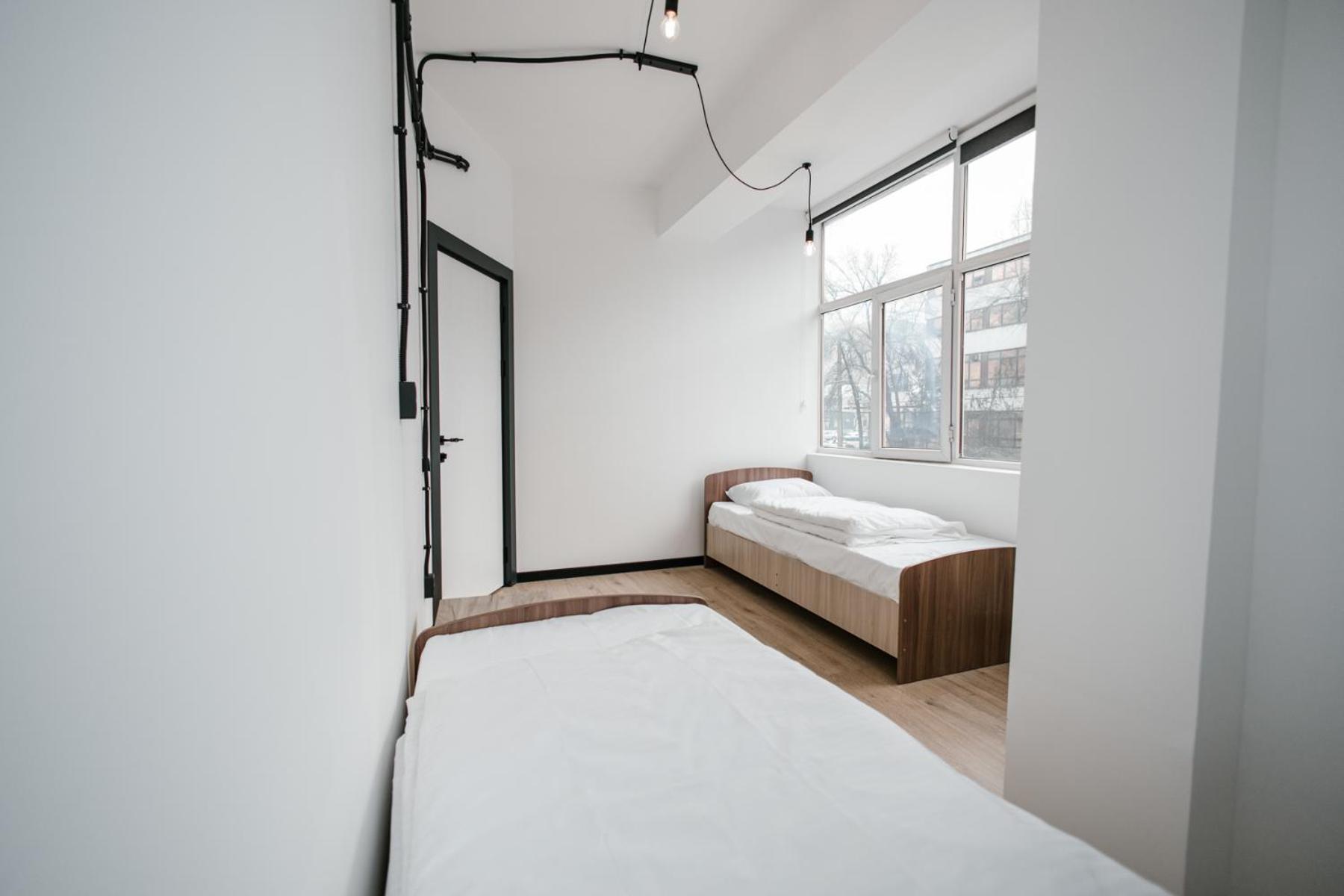 68 Hostel Бишкек Экстерьер фото